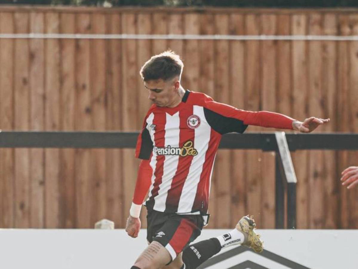 “Lo acerca a su madre”: el inesperado motivo por el que Romeo, hijo de David Beckham se retira del fútbol a los 22 años