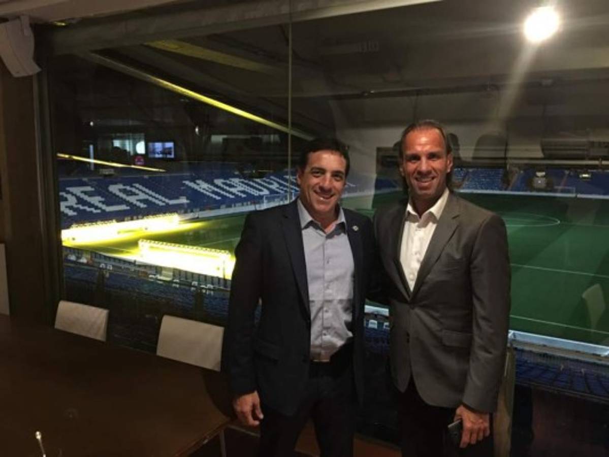 Álvaro Izquierdo pasó de ser goleador del Victoria y Motagua de Honduras, a codearse con estrellas mundiales