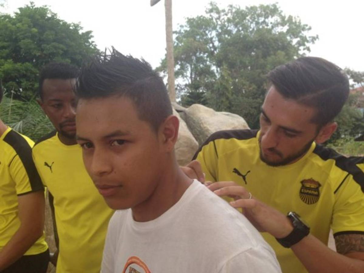 ¡Ejemplar! Olimpia y Platense realizan labor social antes de juegos de Copa Presidente