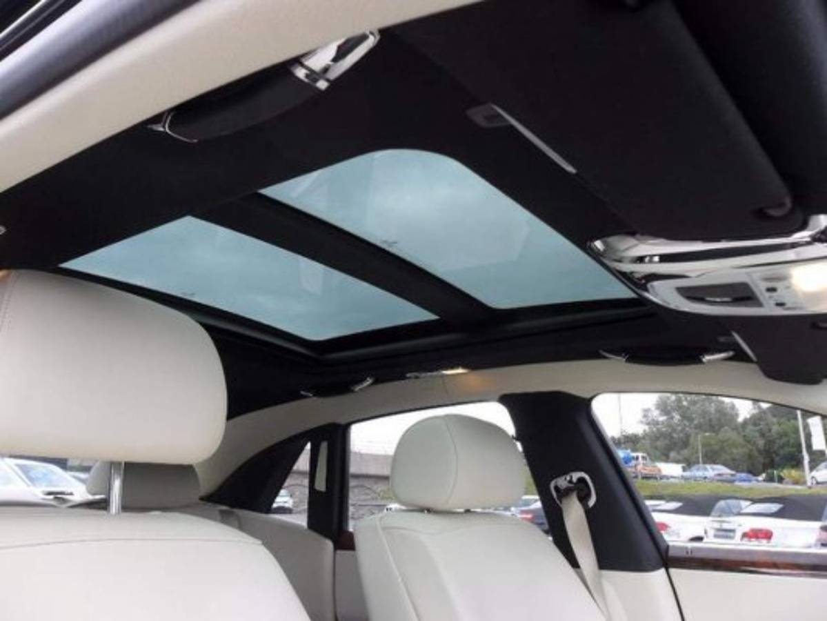 Así es el espectacular Rolls-Royce que puso a la venta Wilson Palacios