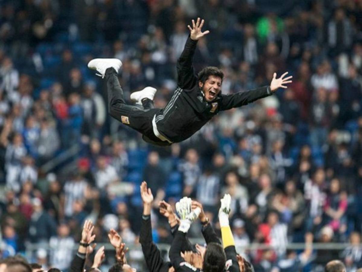 Celebración de Tigres tras ser campeón de la Liga Mx