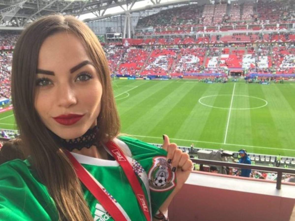 Melanie Pavola, la guapa aficionada mexicana que se ilusiona con el mundial