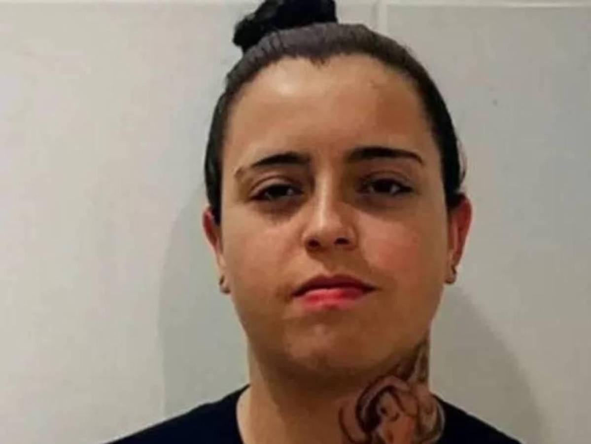 Muere futbolista de 22 años y revelan la causa de su fallecimiento: “estaba distraída con su celular en el momento”