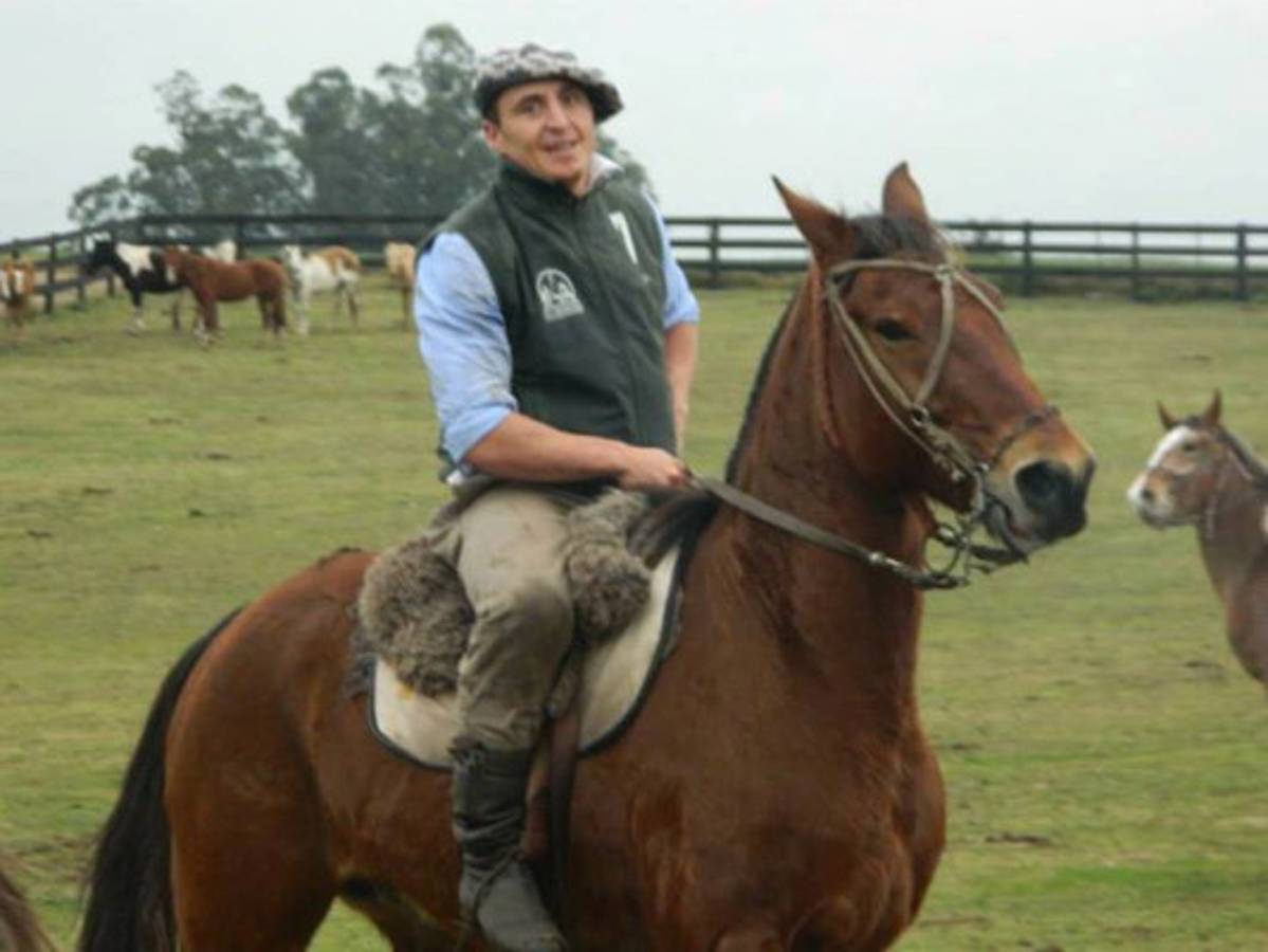 'Cebolla” Rodríguez cabalgó 170 kilómetros para cumplir promesa por Uruguay