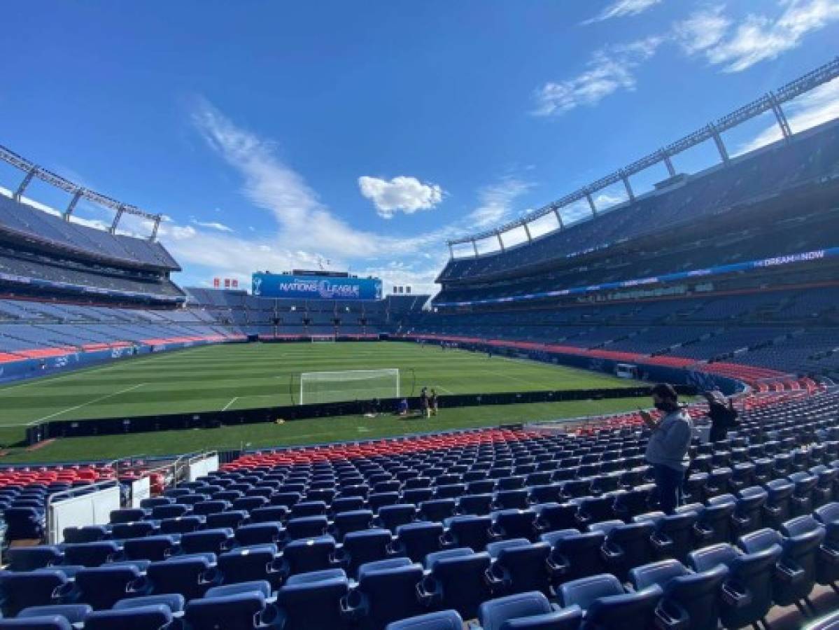 El saludo de Coito con el 'Tata' Martino: así se preparó Honduras antes de medirse a Estados Unidos en Denver