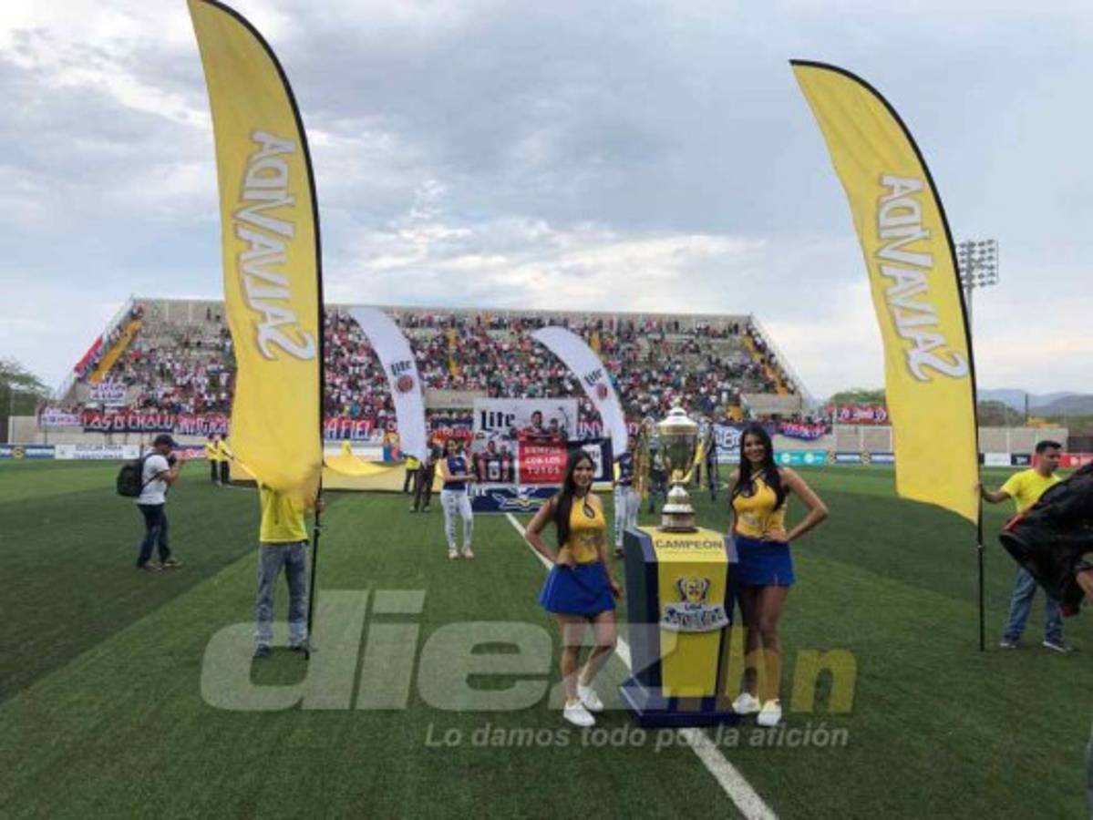 En fotos: Hija de Salomón Nazar entre las bellas mujeres en Choluteca