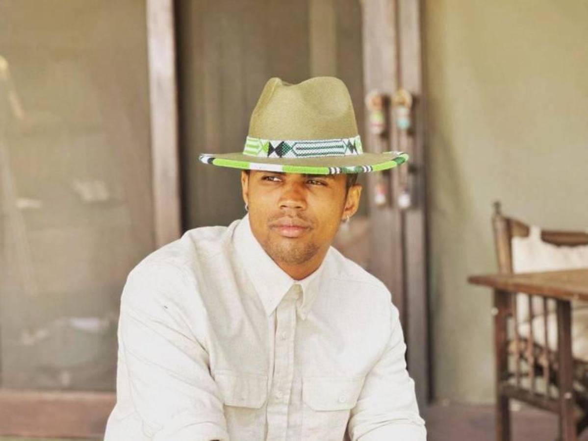 De ser un reconocido futbolista brasileño a vender contenido en OnlyFans y esta fue la reacción de su esposa