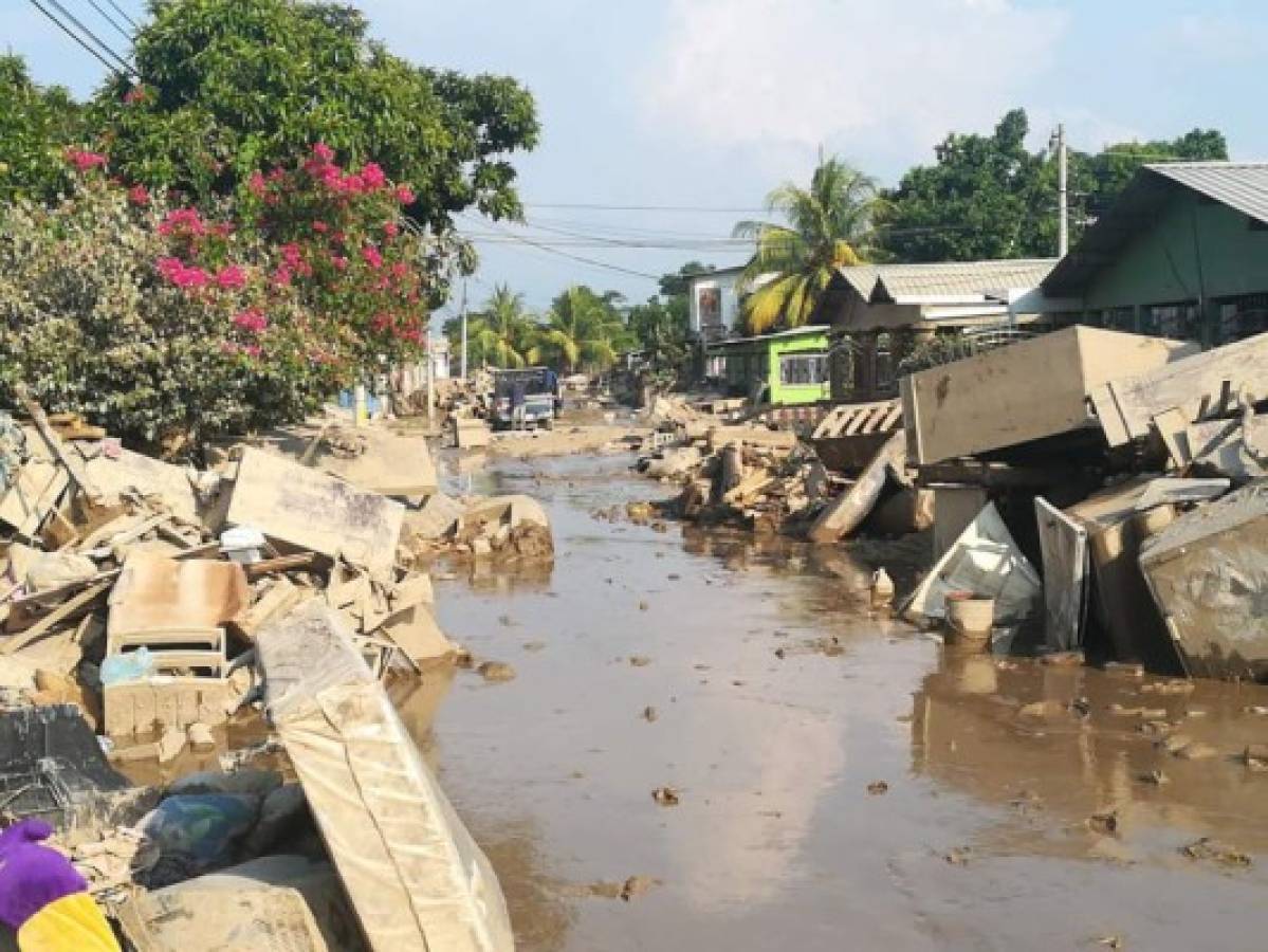 Así se encuentran las colonias de La Lima y Chamelecón tras el huracán Eta