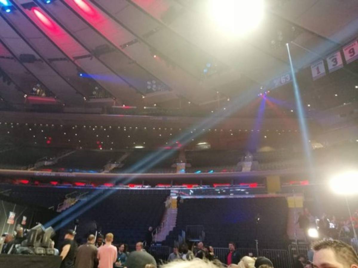 ¡Impresionante! Así es el ambiente previo a la pelea entre Teofimo López y Edis Tatli