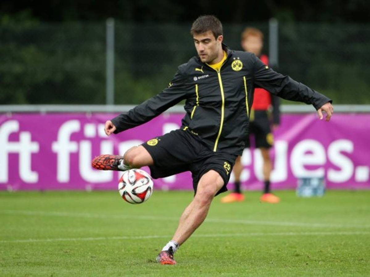 ¡SOLO CRACKS! Estas son las estrellas que quieren fichar Real Madrid y Barcelona