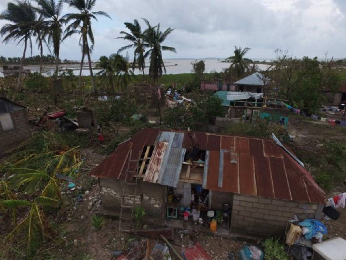 EN FOTOS: El desastre, dolor y muerte que dejó Matthew por Haití