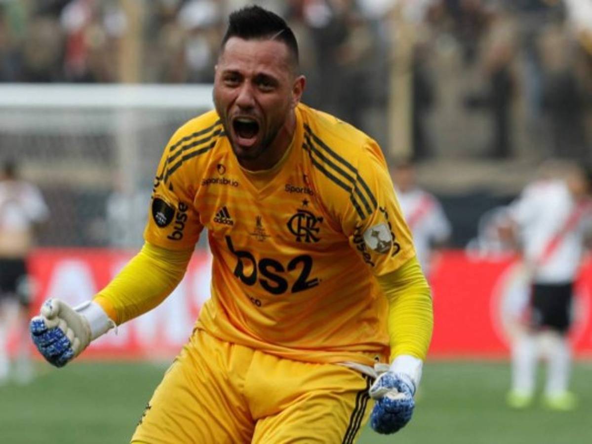 Mercado de fichajes: El nuevo crack que quiere Barcelona y la inminente salida en el Real Madrid