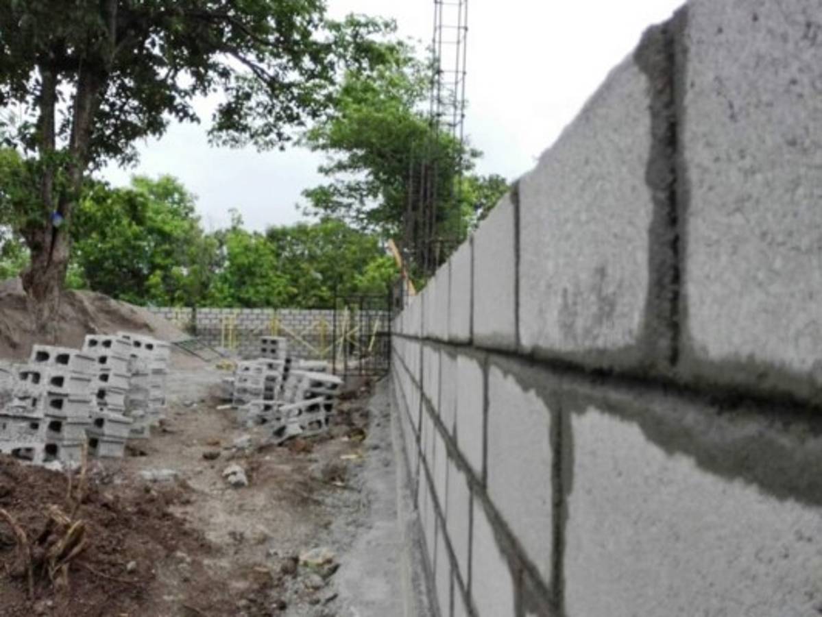 Así es el nuevo y moderno estadio que se construye en Orocuina, Choluteca