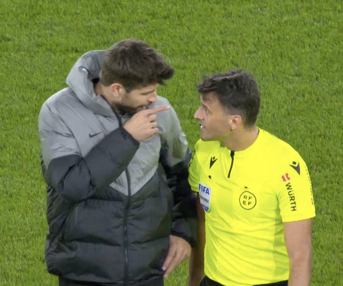 FOTOS: ¿Qué le dijo al árbitro? Piqué termina de la peor forma su carrera, feo gesto de Lewandowski y éxtasis de Xavi en la remontada de Barcelona