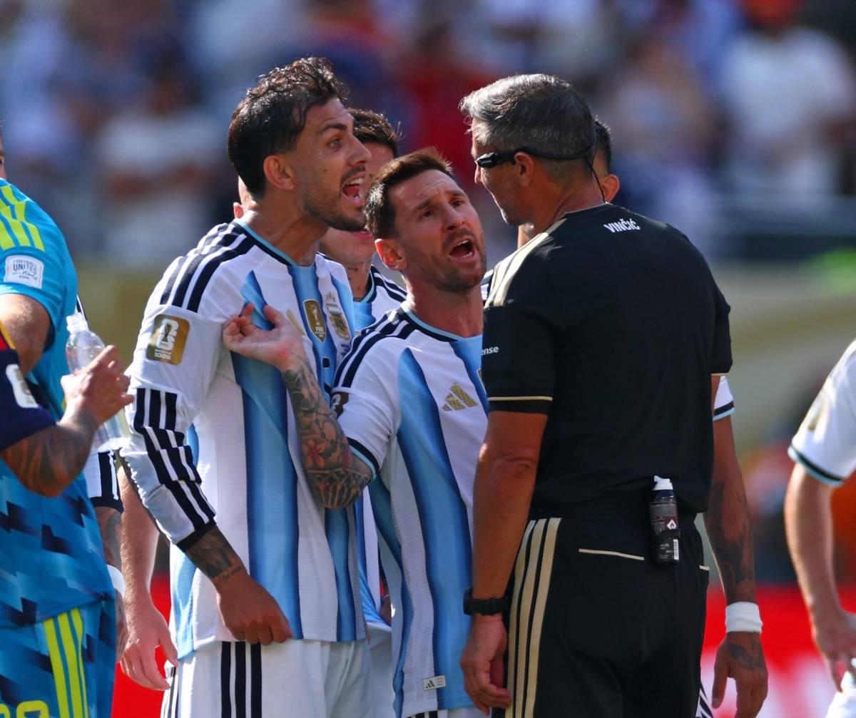 FIFA destroza a Argentina: el histórico castigo a Paredes y Gavi no se salvó