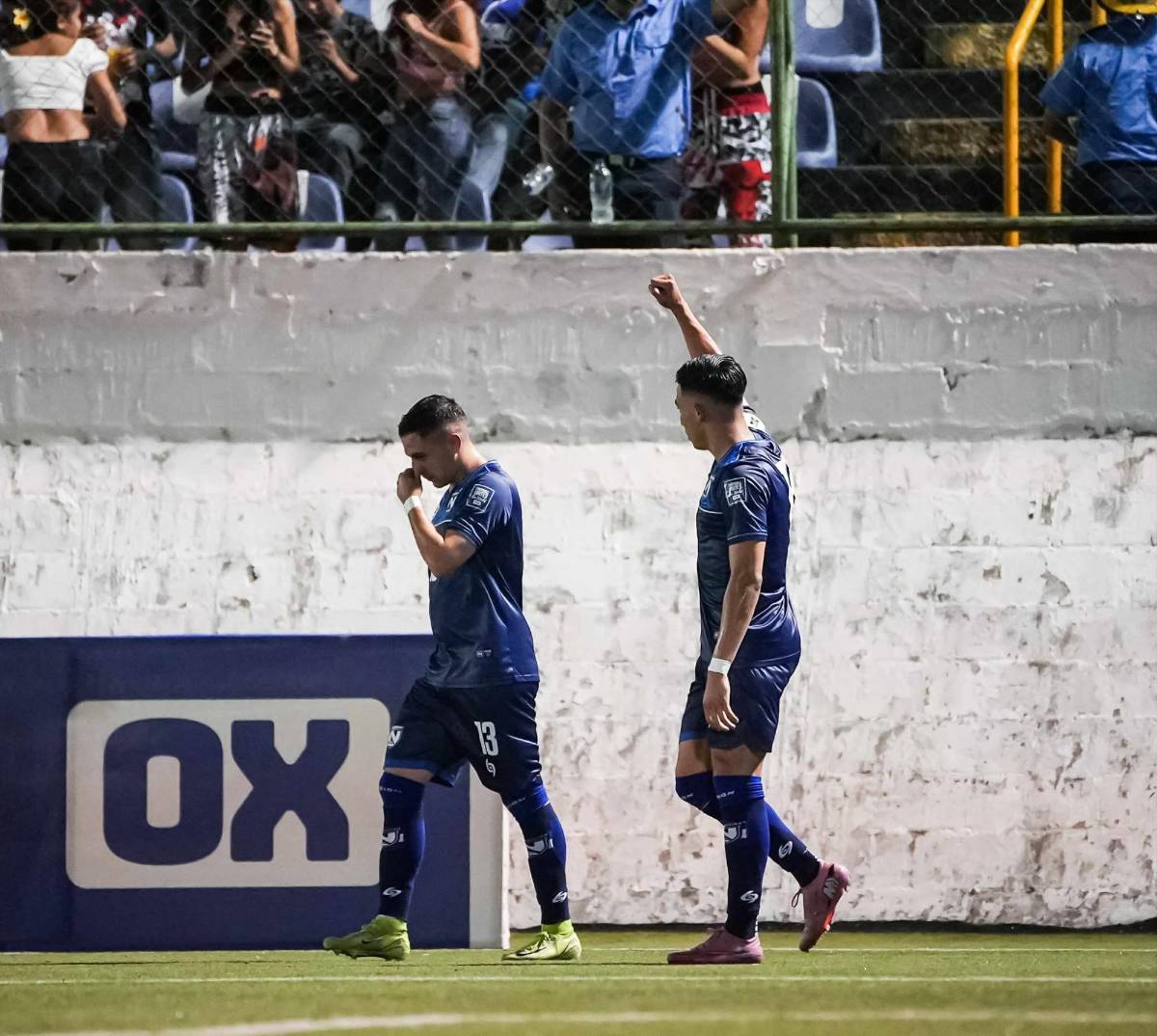 Costly, Pavón y Amado Guevara sin pelos en la lengua contra el nivel de la selección de Honduras: Estamos jodidos