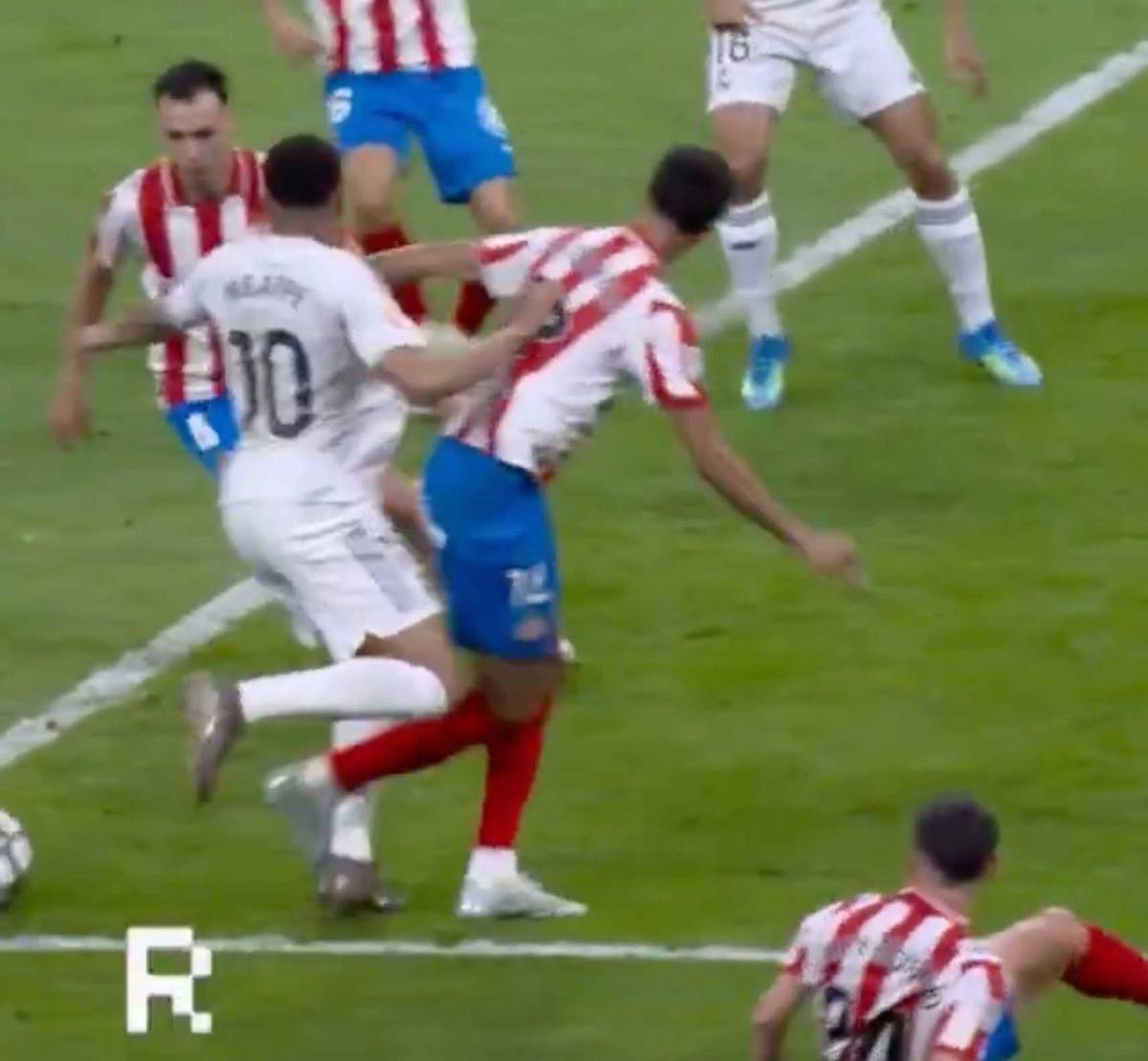 El penal que no le pitó el VAR al Real Madrid, el sustituto de Arbeloa y el culpable del empate del Girona