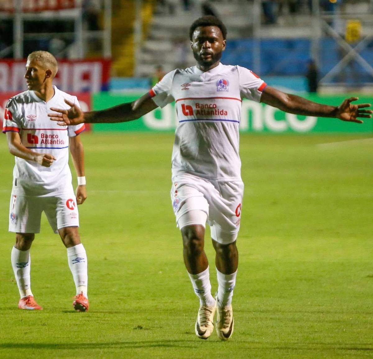 Fichajes: Motagua se pronuncia por Rubilio, Hondureños a Europa y ex Parma llega