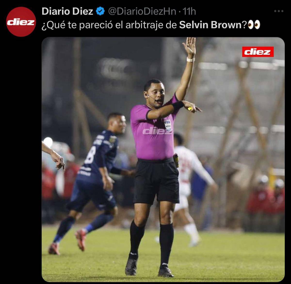“Arbitraje lamentable”, “quiso ser protagonista”: la reacción de la prensa tras los errores de Selvin Brown en el Motagua-Olimpia