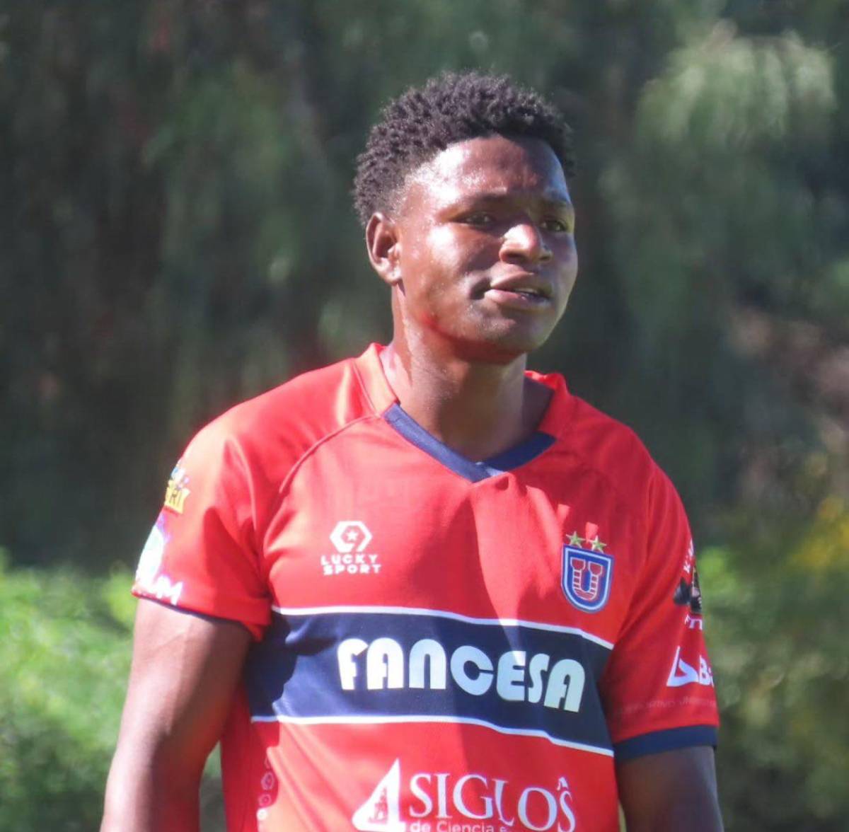 FICHAJES: Olimpia anuncia a su DT, Motagua presta jugador, UPNFM revoluciona el mercado y el futuro de Kervin Arriaga