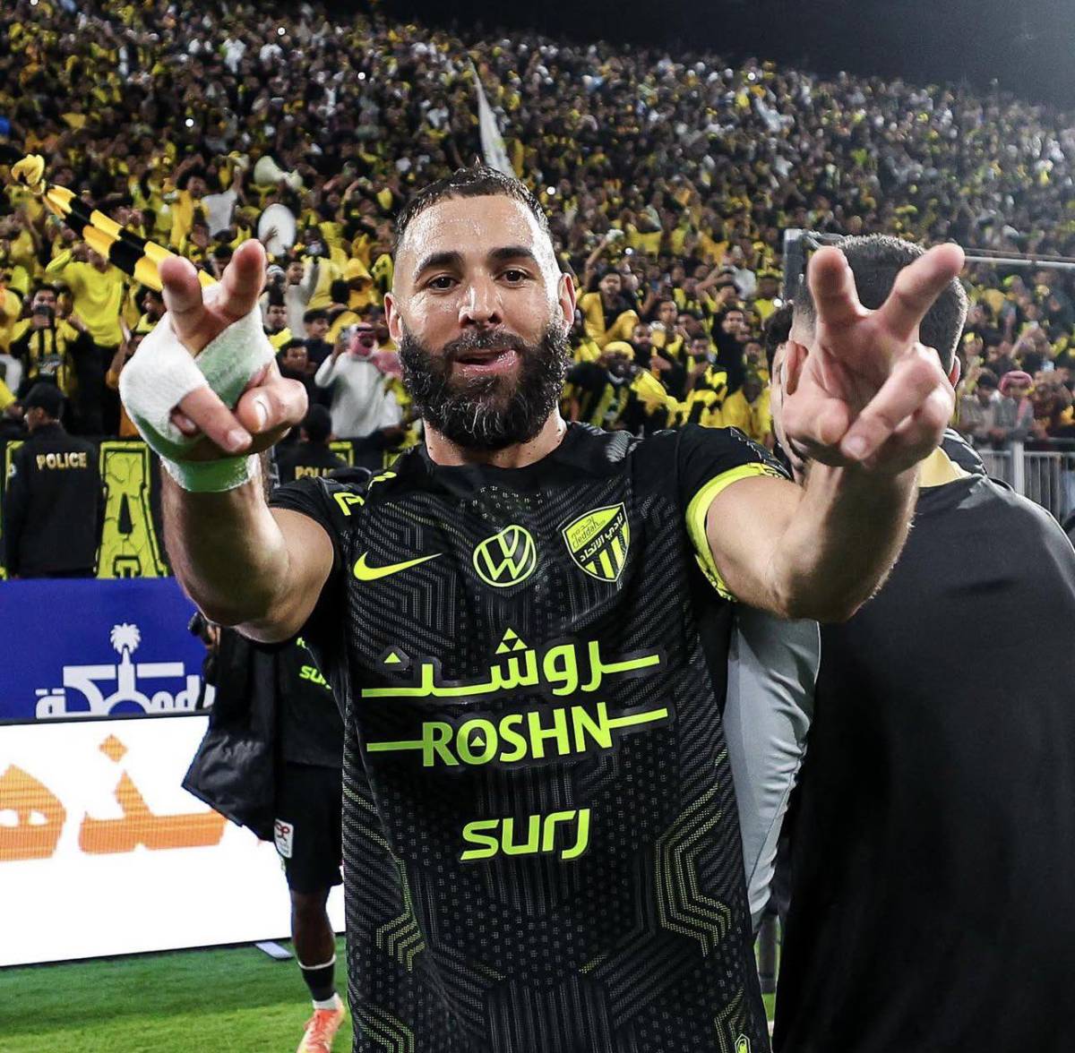 Este mensaje dejó sobre Mbappé: Benzema visitó al Real Madrid para animar su pase a la final de la Supercopa de España