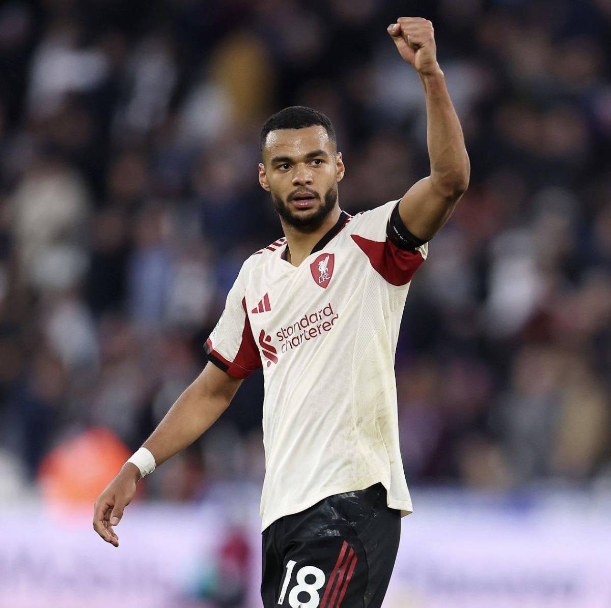 Barcelona lo llamó y dio esta respuesta; Vinicius-Salah fichajes estelares y el regreso de Julián Álvarez