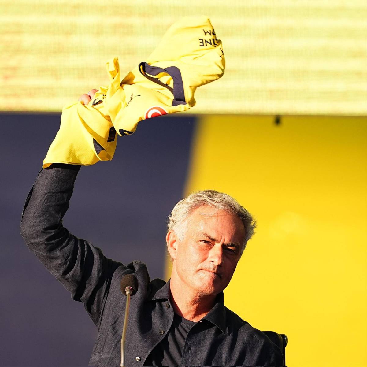 La bomba confirmada de Real Madrid, petición ‘galáctica’ de Cristiano y Hansi Flick no lo quiere en Barcelona