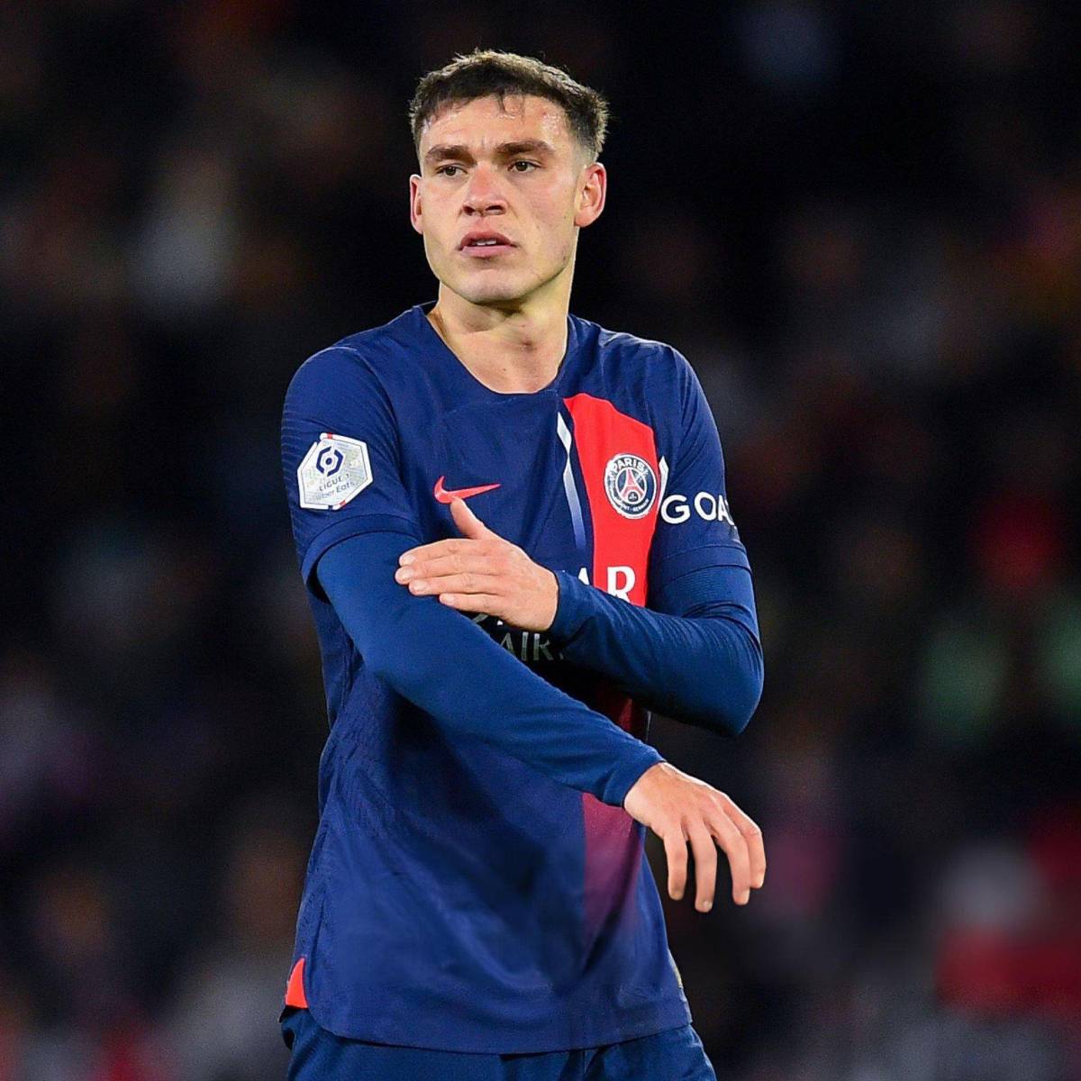 Hansi Flick lo vio suficiente y decidió echarlo del Barça; Real Madrid ‘cocina’ otra bomba y locura del PSG con el United