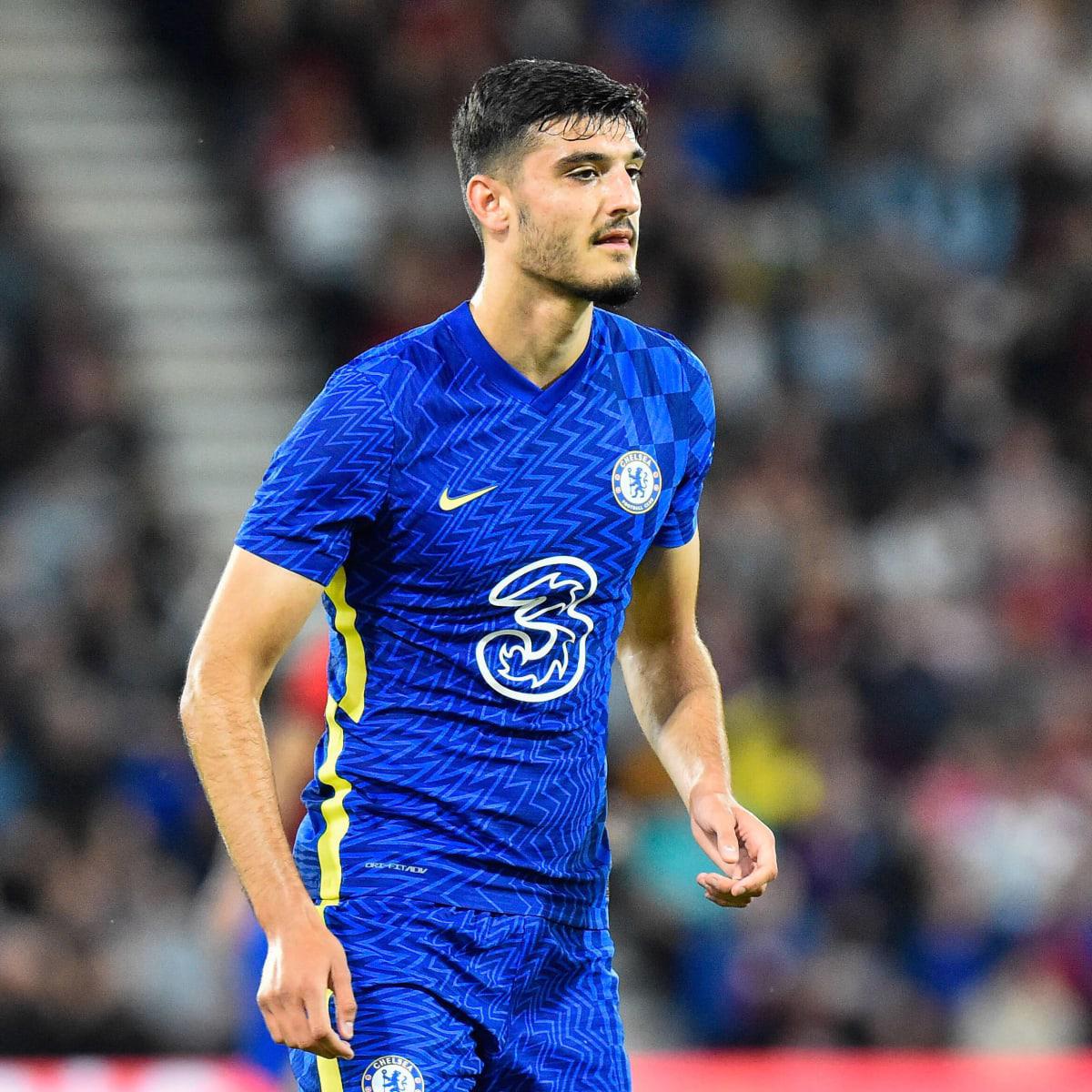 Mercado de Europa: Barcelona negocia fichaje por 80 millones de euros y el delantero que busca el Real Madrid; Cristiano anuncia su vuelta al United