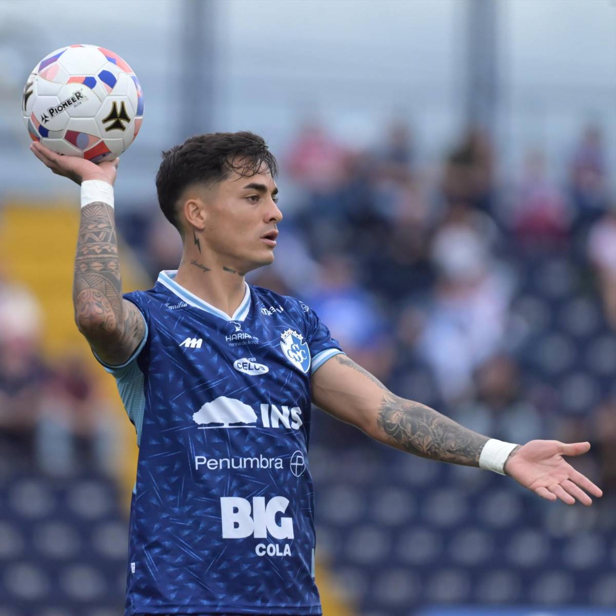 Detienen a jugador de Cartaginés, rival de Olimpia: los delitos que le investigan