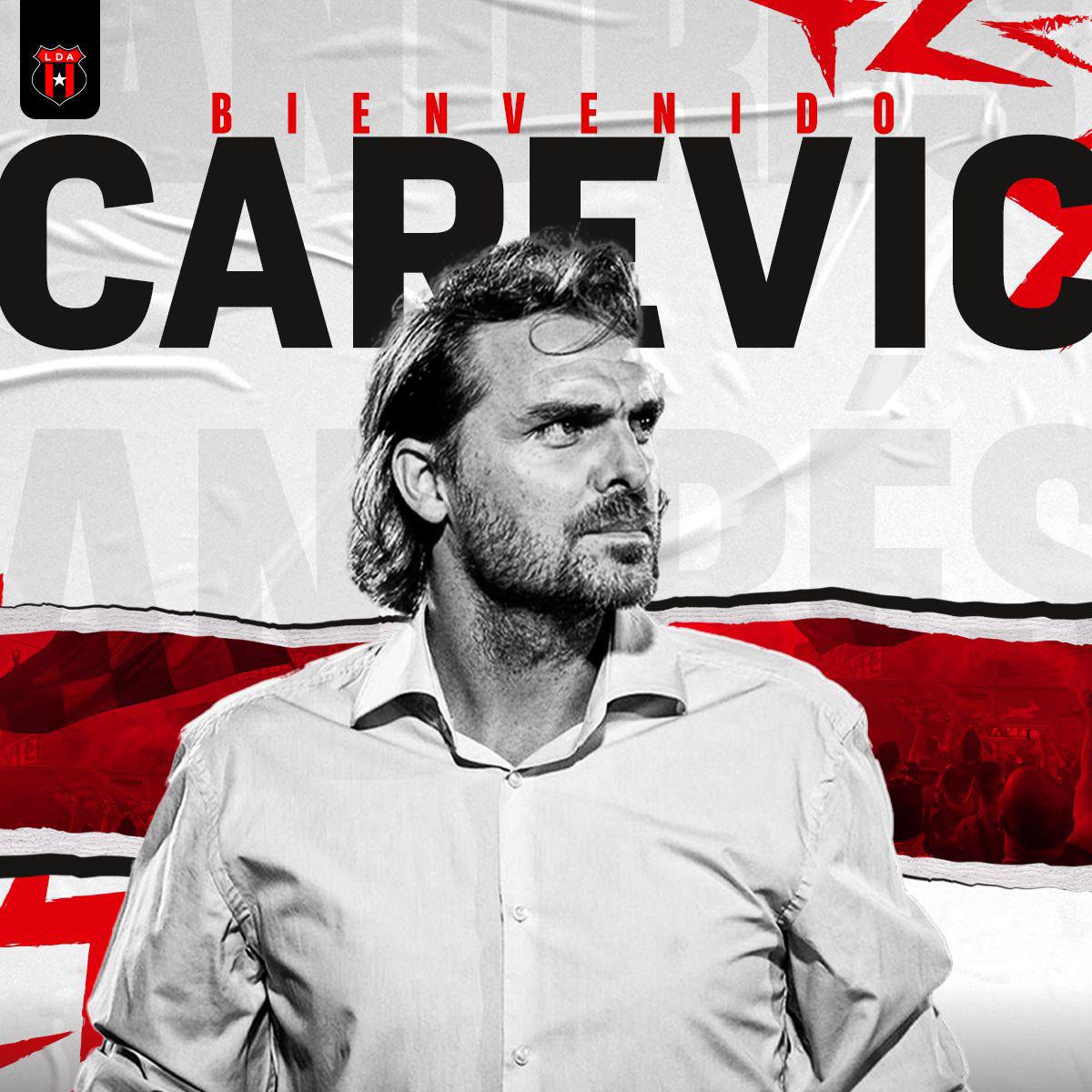 Hondureño Alex López tiene nuevo entrenador en la Liga Alajuelense tras la salida de Fabián Coito