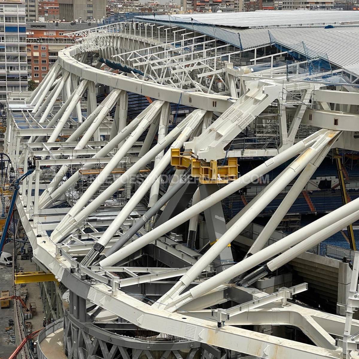 ¡Impresionante! Las nuevas imágenes de las obras del Santiago Bernabéu; el techo toma forma y cuándo estará listo el estadio