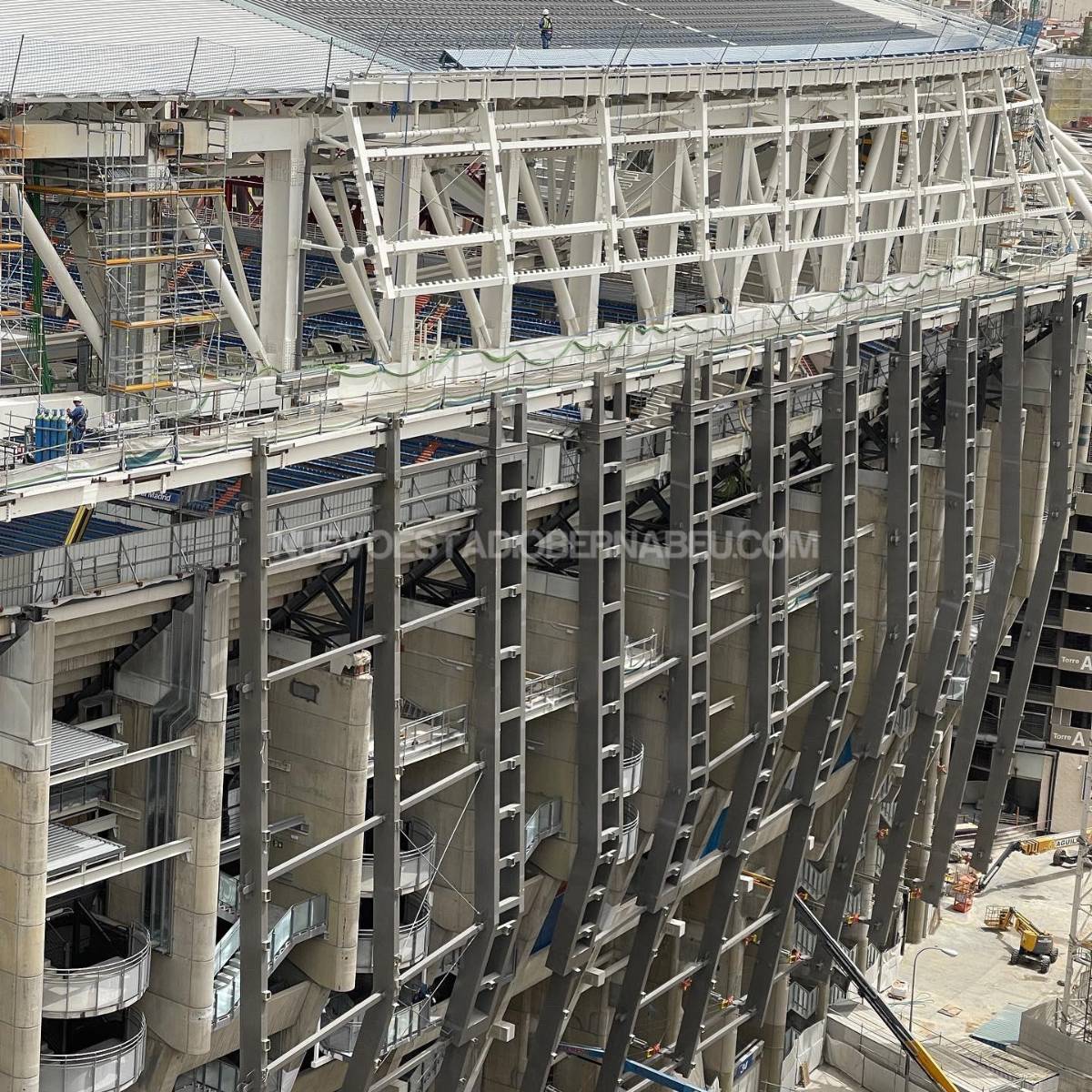 ¡Impresionante! Las nuevas imágenes de las obras del Santiago Bernabéu; el techo toma forma y cuándo estará listo el estadio