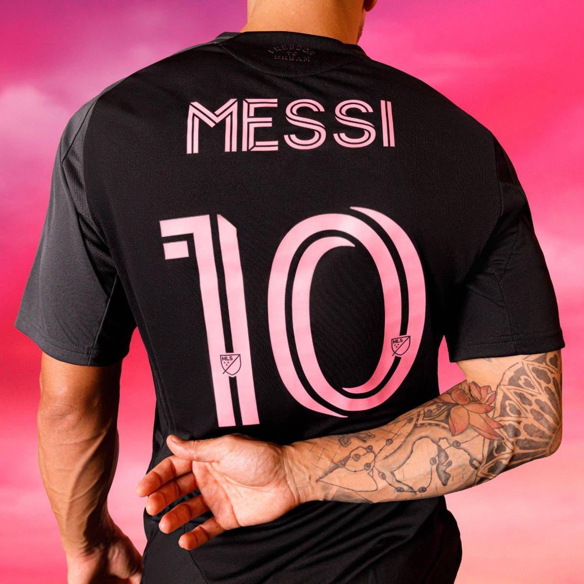 Messi presenta la nueva camisa oficial del Inter Miami para la temporada 2025 de la MLS; revelan su gran significado