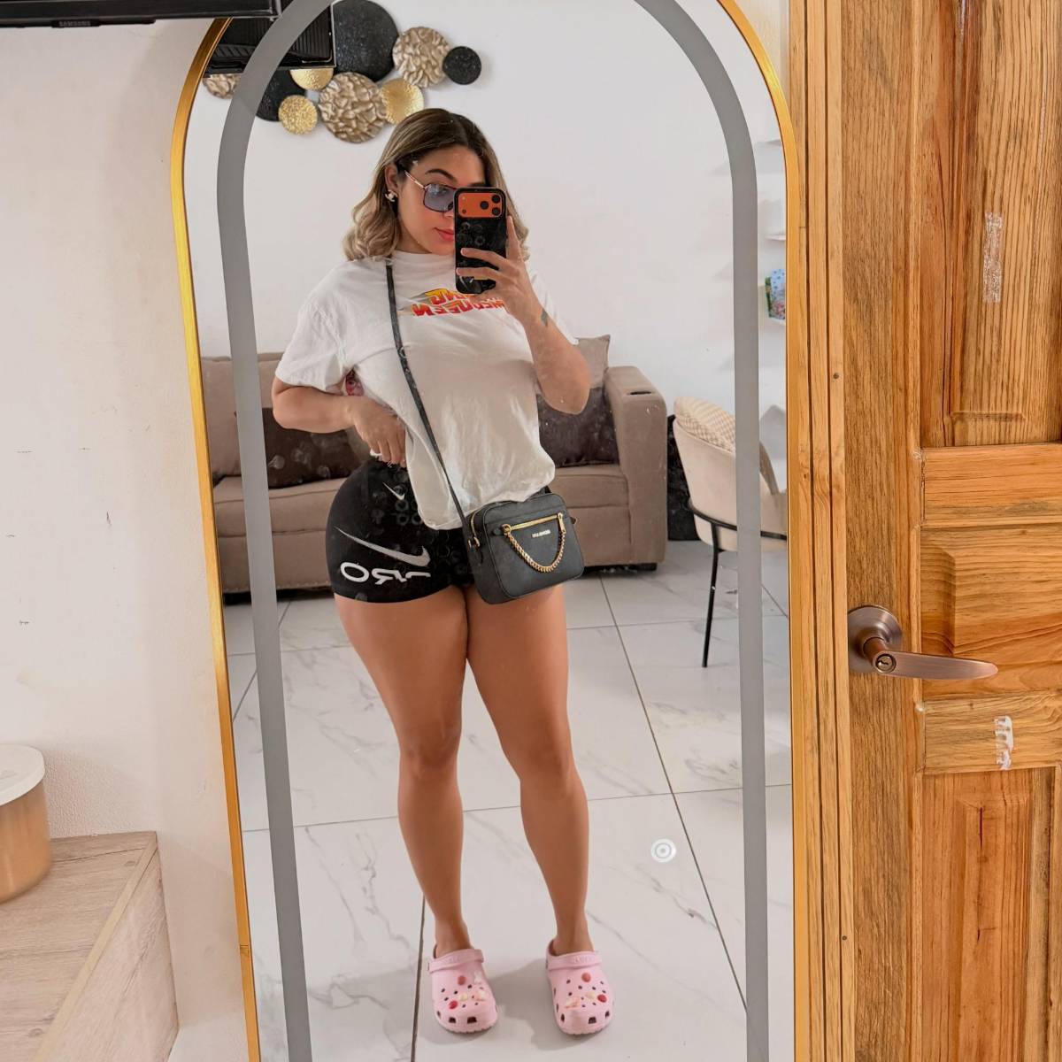 La hincha más sexy de Platense: el secreto, última polémica y su verdadera profesión