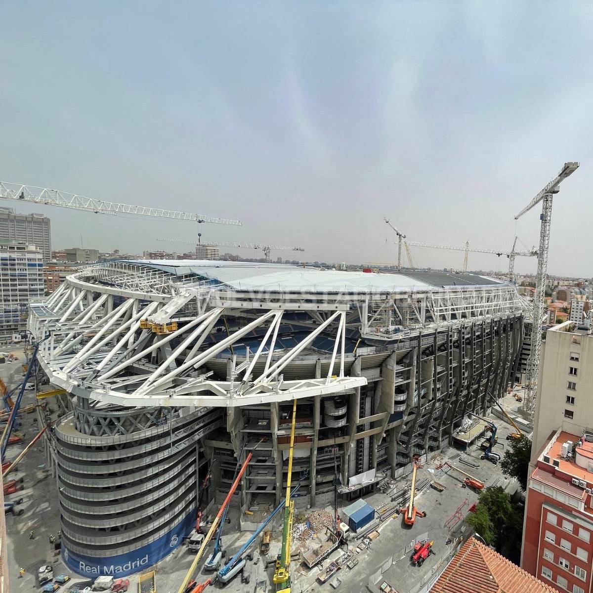 ¡Impresionante! Las nuevas imágenes de las obras del Santiago Bernabéu; el techo toma forma y cuándo estará listo el estadio