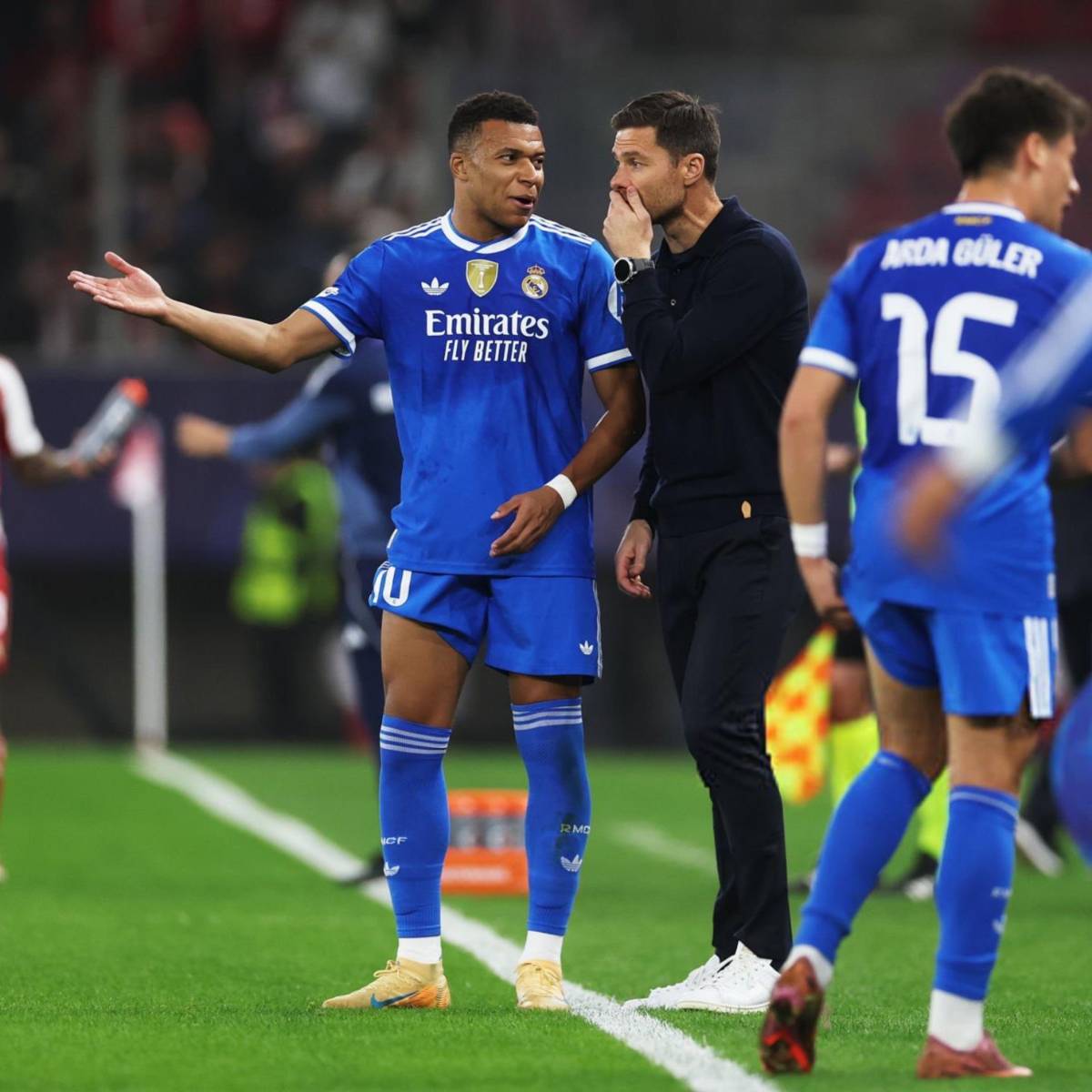 Así fueron captados Xabi y Vinicius tras el póker de Mbappé, lo que pasó con Camavinga y el regalo en la Champions