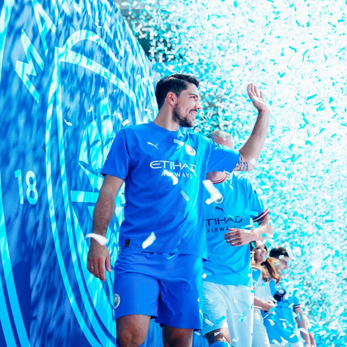 Así presentó el Manchester City a sus flamantes fichajes: la provocación de Haaland y el dorsal de Julián Álvarez