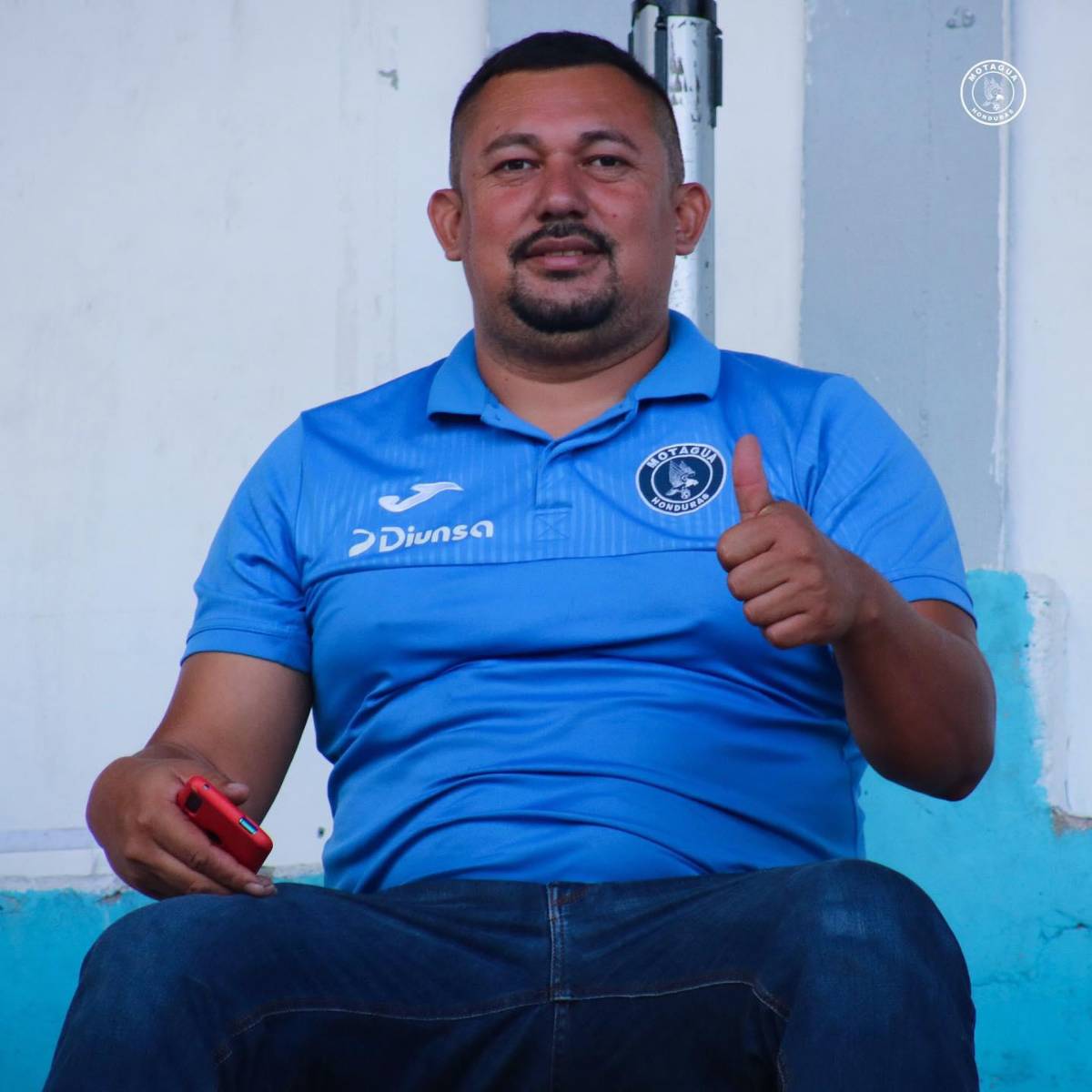 ¿Qué chicas llamaron la atención en el Motagua vs Águila? Un olimpista se presentó al juego de la Copa Centroamericana