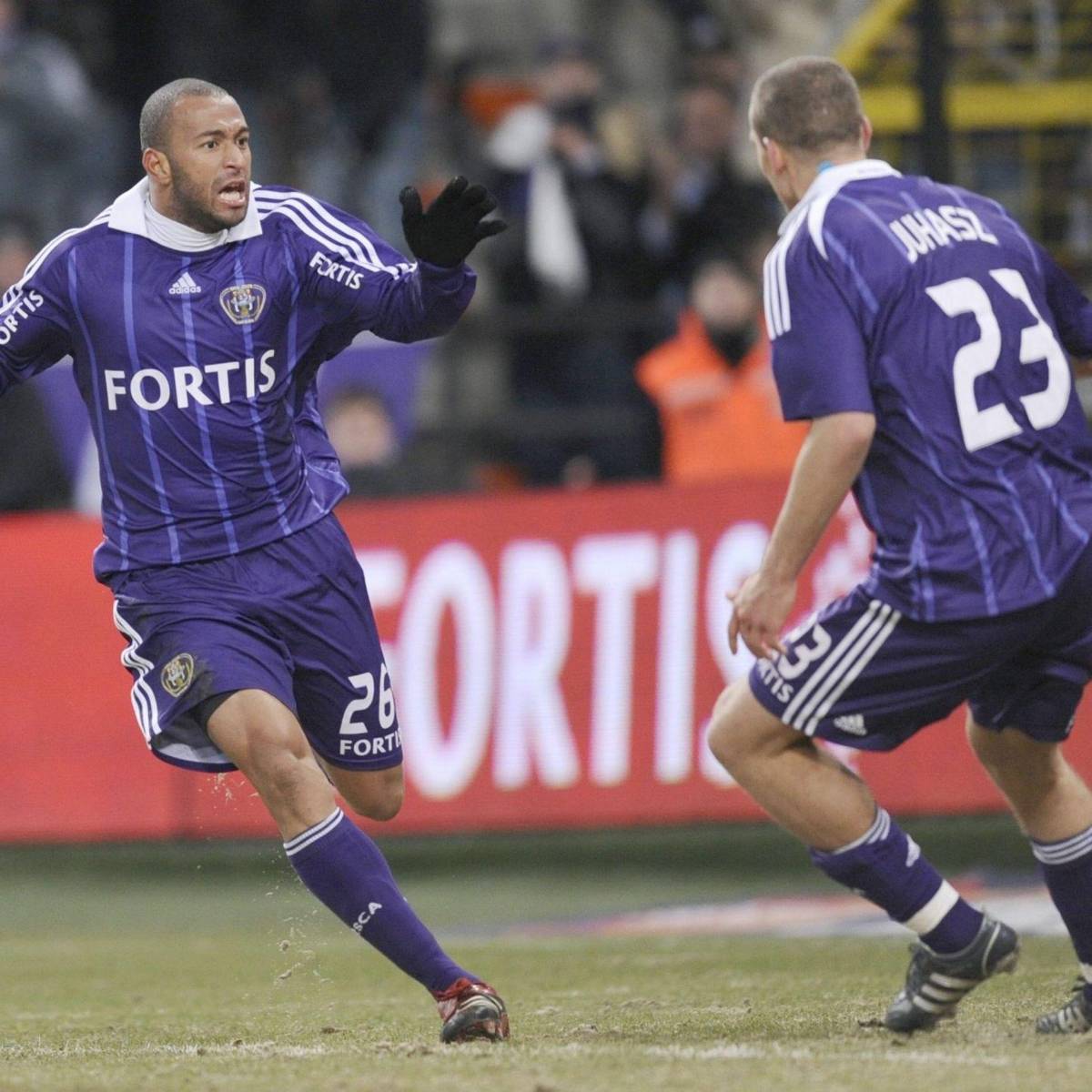 TOP: Luis Palma y otros futbolistas hondureños que jugaron en equipos top en el mundo