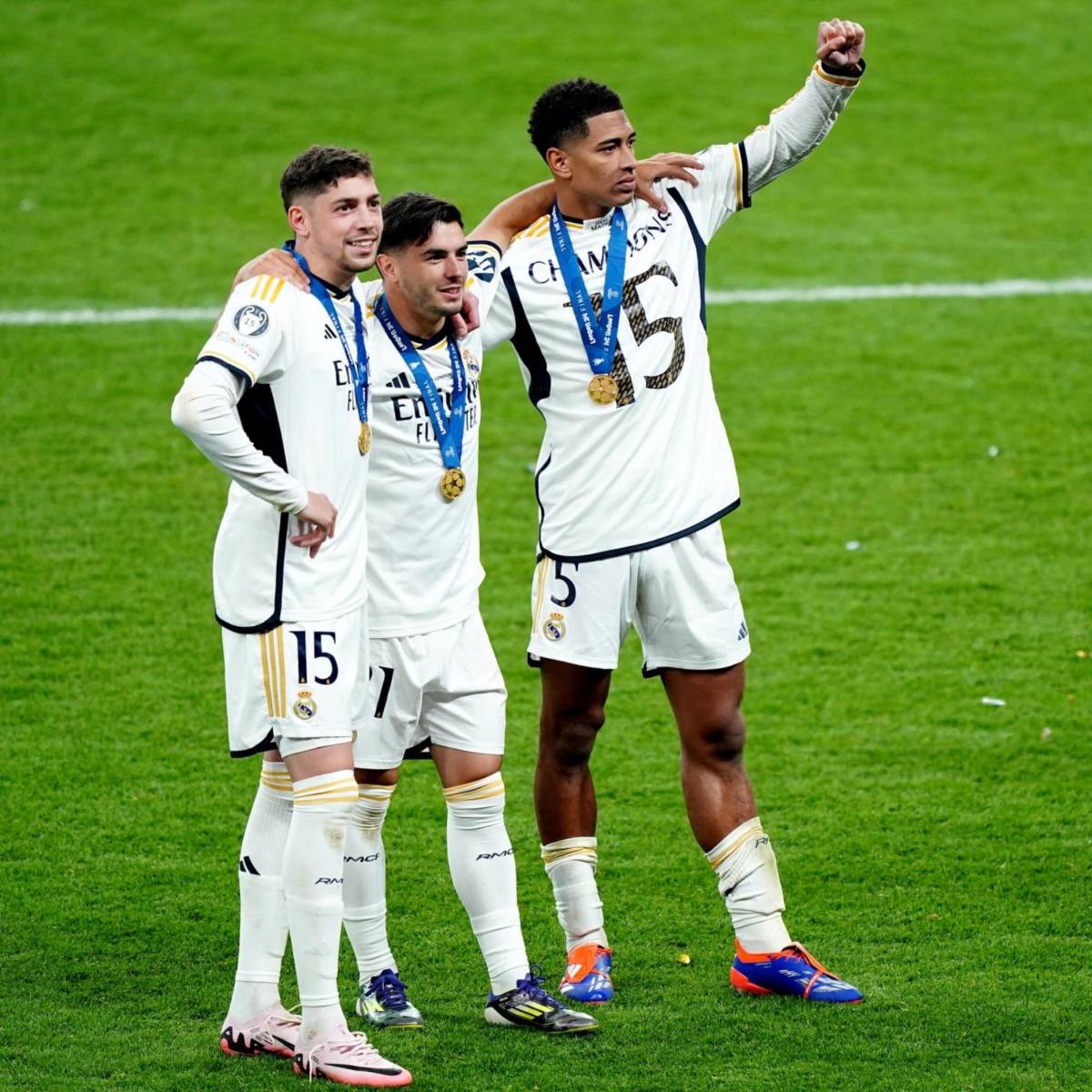 El amuleto de Real Madrid para ser campeón de Champions, mensaje de Benzema a Vinicius e inesperado beso a Kroos