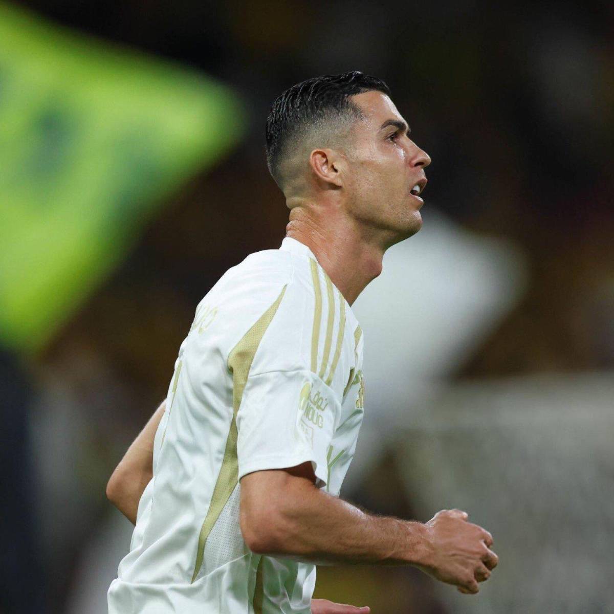 Cristiano Ronaldo recibe duro golpe de Benzema, la bronca de Karim con Otávio y lo que hizo CR7 para detenerlos