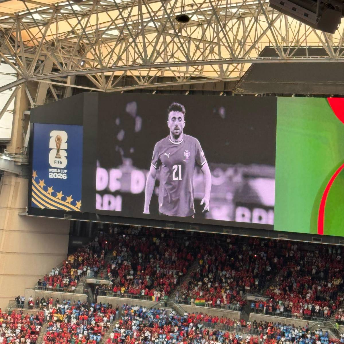 El motivo del enojo de Cristiano, parche junto a Messi y tributo a Diogo Jota