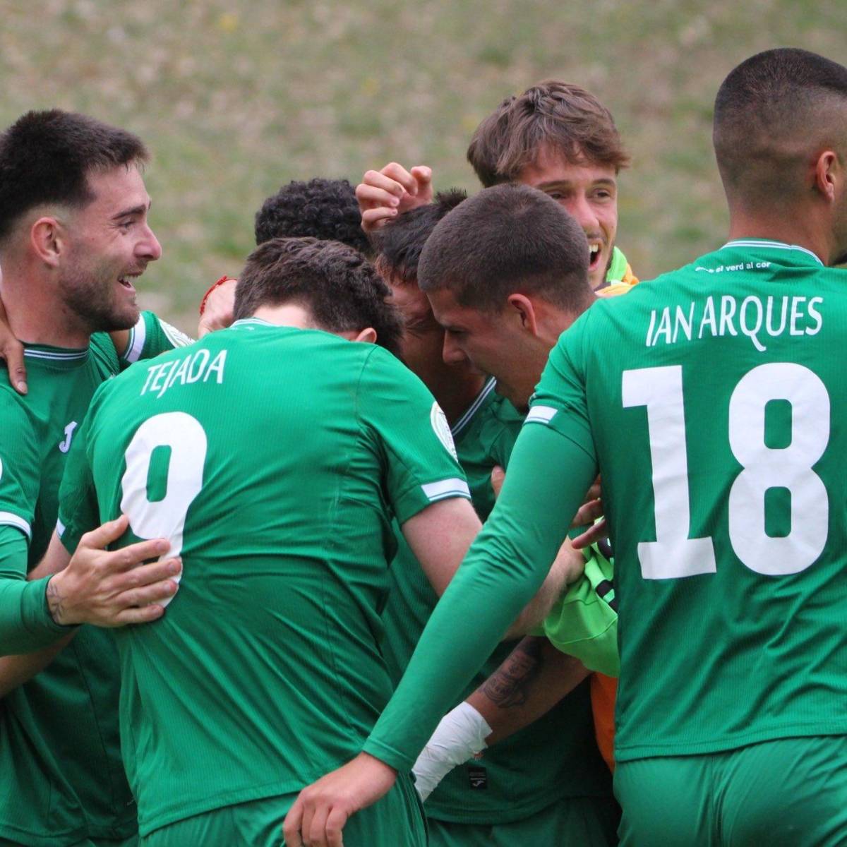 Messi ya piensa en el retiro: Leo impacta a todos al comprar un club de España donde jugó un excompañero en Barcelona