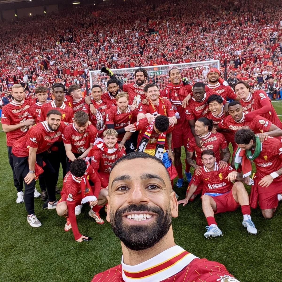 ¿Por qué no les dieron el título? Así festejó Liverpool la Premier League, el gesto de Slot con Jurgen Klopp y selfies de Salah