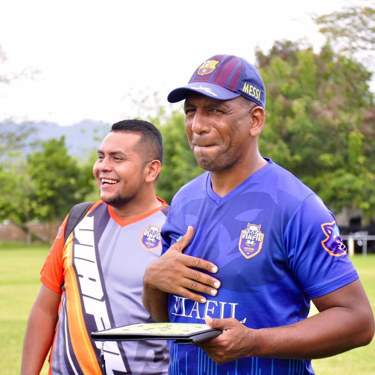 ¿Cómo lucen? Equipo burocrático ficha exseleccionados nacionales retirados y arman 11 titular de lujo