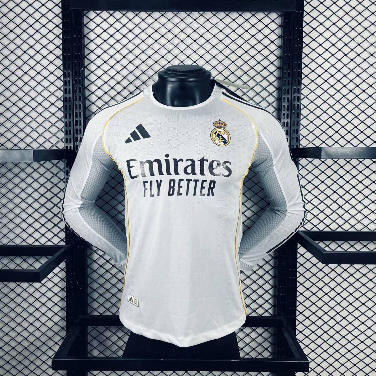 Así es la nueva camiseta del Real Madrid y la estrenará en el Mundial de Clubes: cuánto cuesta y en qué está inspirada