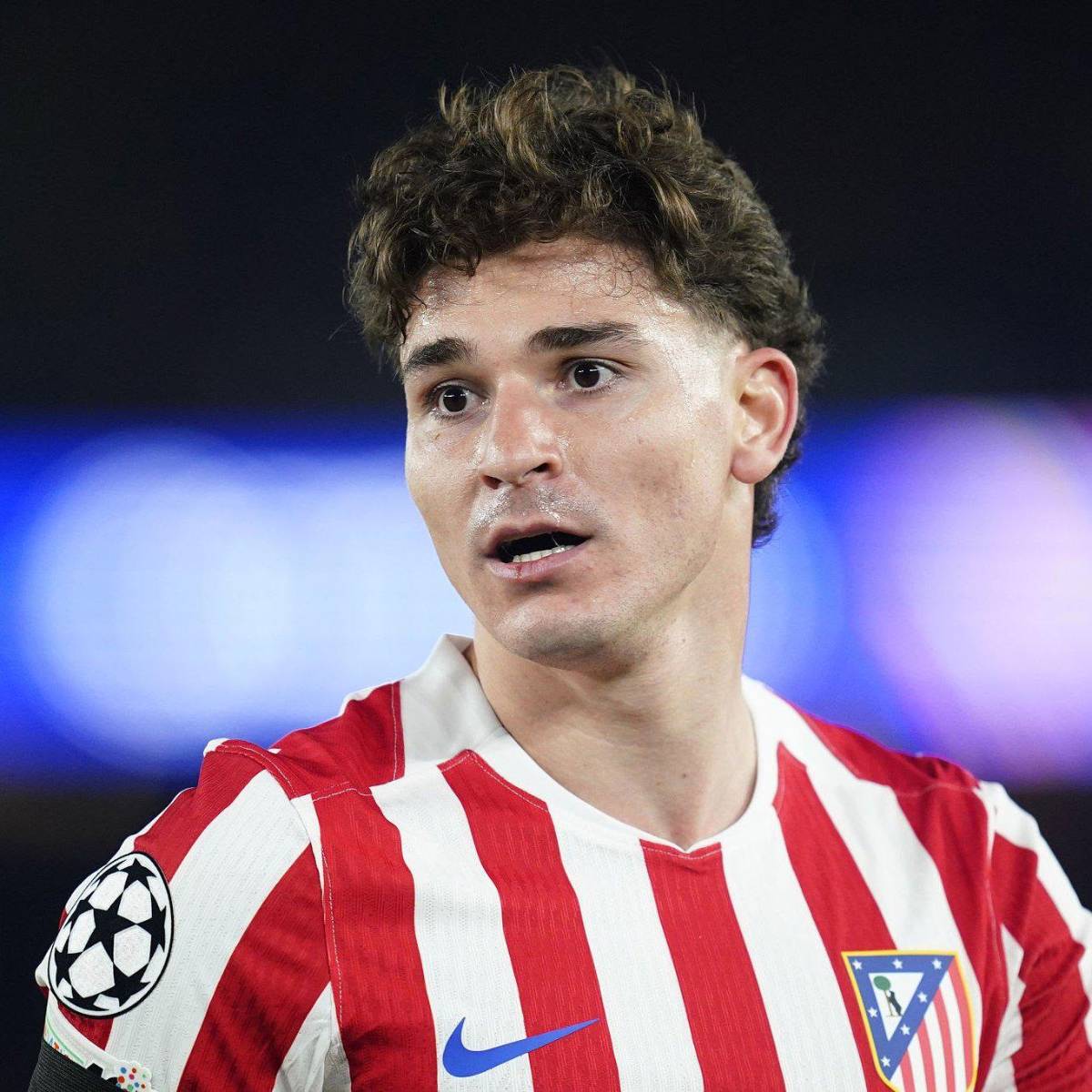 Julián Álvarez toma decisión y gigante de Europa ofrece 145 millones: duro golpe para Barcelona y PSG