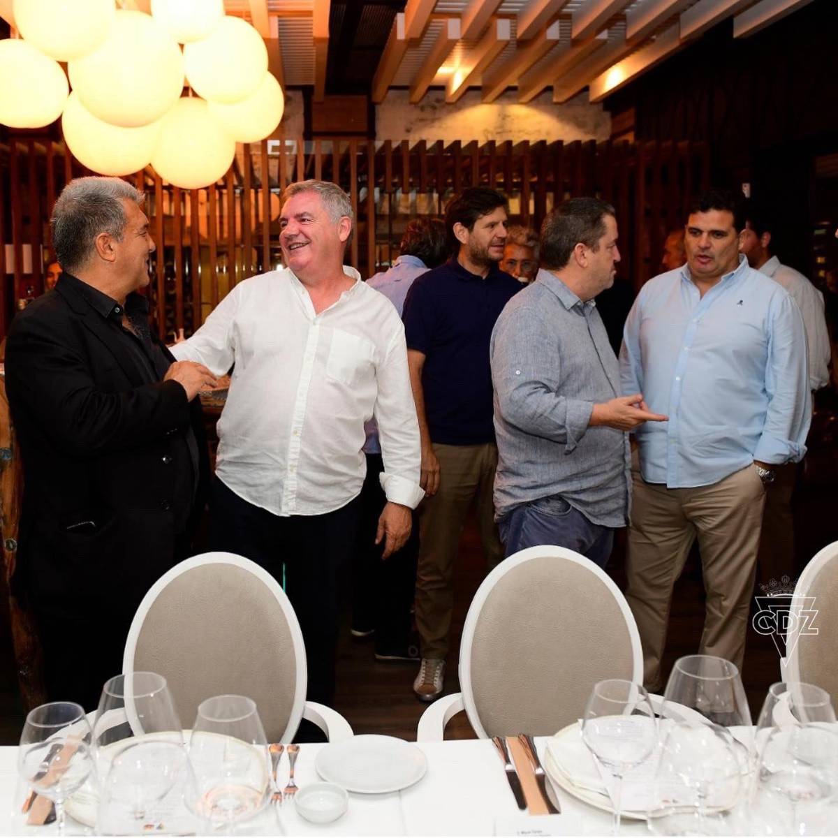 ¿Y el Choco Lozano? La cena con Laporta y motivados por el Mágico González; así se prepara el Cádiz para encarar el duelo ante el Barcelona