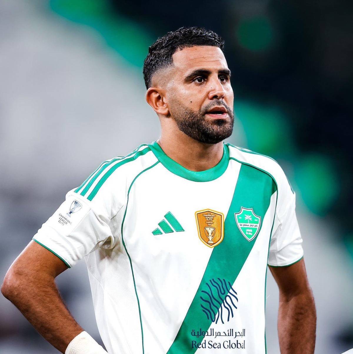 8 jugaron en el Real Madrid: los 30 cracks que buscan club tras el mercado